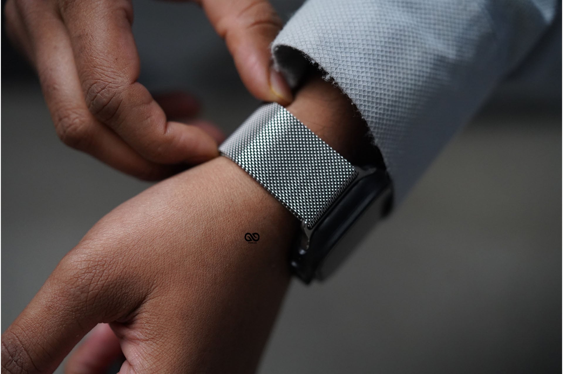 Premium Milanese Loop strap for Apple Watch 44MM 45MM 46MM Series 4 5 6 7 8 9 10 11 (SE 2 3 Gen) 6 Premium Milanese Loop strap for Apple Watch 44MM 45MM 46MM Series 4 5 6 7 8 9 10 11 (SE 2 3 Gen) - Image 6