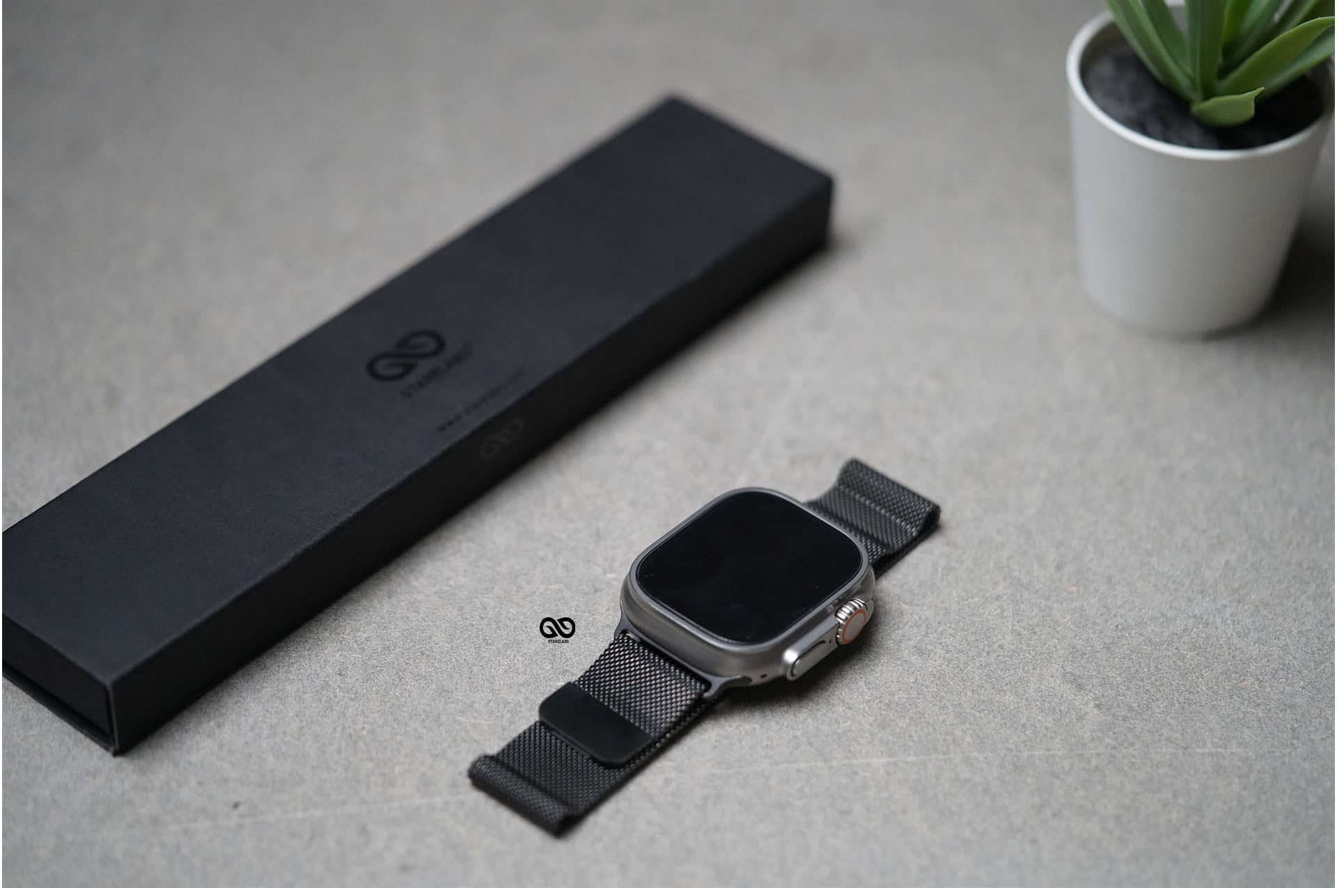 Premium Milanese Loop For Apple Watch 49 MM (Series Ultra/Ultra 2/Ultra 3) 13 Premium Milanese Loop For Apple Watch 49 MM (Series Ultra/Ultra 2/Ultra 3) - Image 13