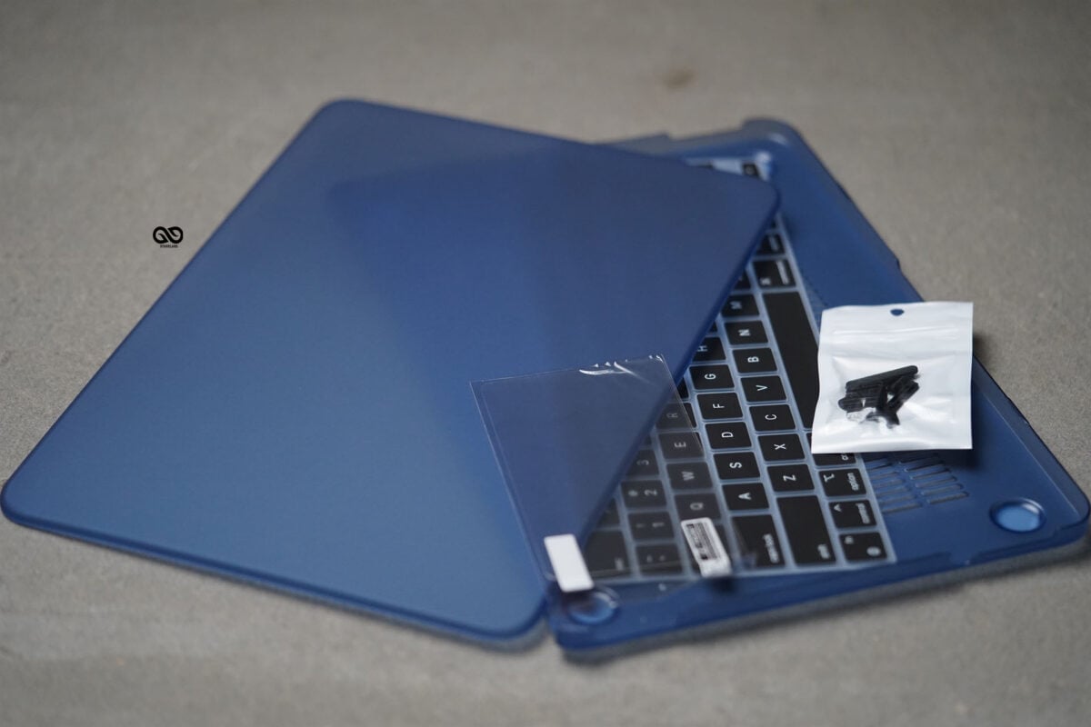 Case For MacBook Neo 13 inch with A18 Pro Chip A3404 (Without Logo cut)