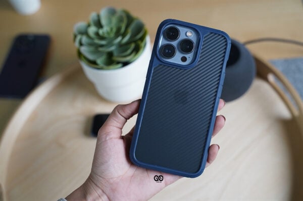 Carbon Defender Case for iPhone 13 Pro Max - Image 27