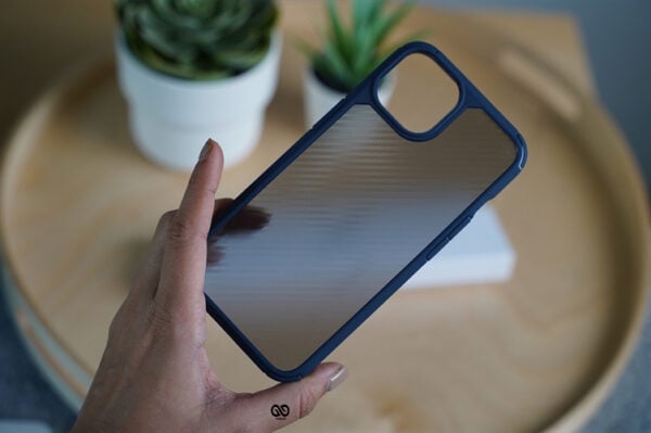 Carbon Defender Case for iPhone 13 - Image 17