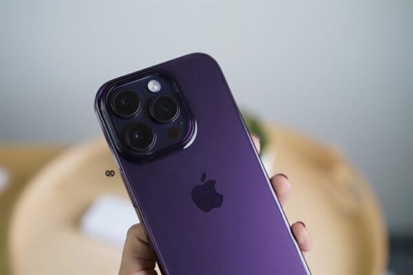 Deep Purple Translucent Sleek Hard Case - Image 14