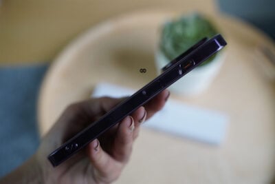 Deep Purple Translucent Sleek Hard Case