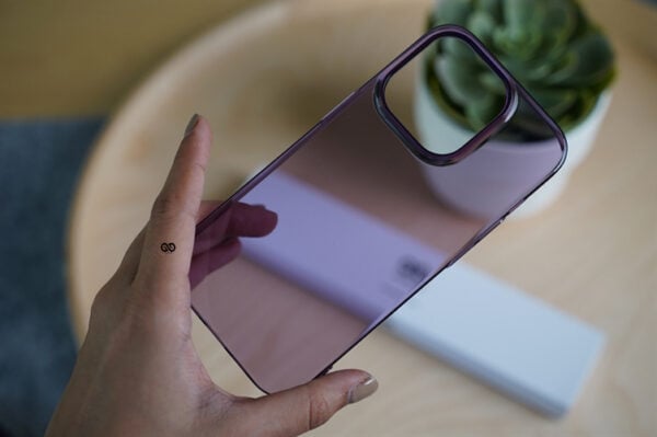 Deep Purple Translucent Sleek Hard Case - Image 6