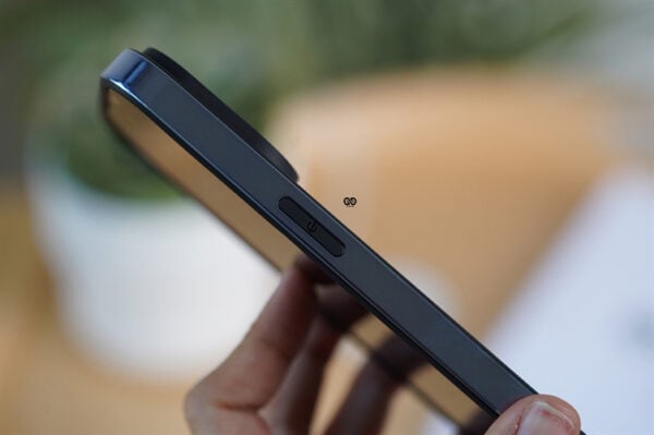 Dual Hybrid Case With Chrome Edges - Image 193