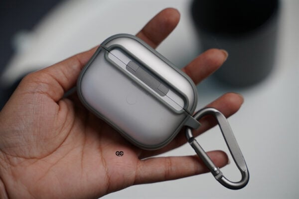 Slim Matte Case For AirPods Pro (2nd Generation) - Image 19