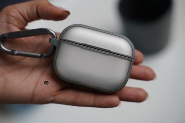 Slim Matte Case For AirPods Pro (2nd Generation) - Image 6