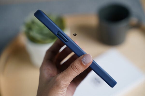 Magsafe Drop Proof Sleek Matte case for iPhone 12/12 Pro - Image 4