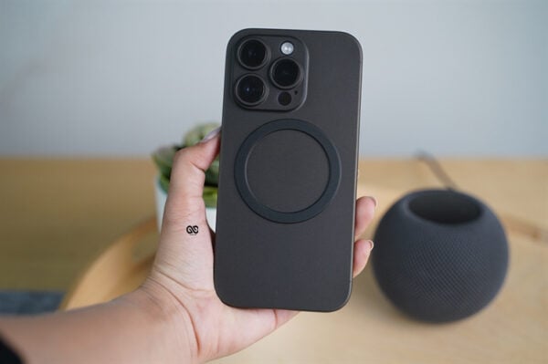 Gradient Black Magsafe Ultra Thin Case for iPhone 14 Pro - Image 6