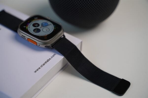 Milanese Magnetic Metal Loop For Apple Watch 49 MM Series Ultra/Ultra 2 - Image 6