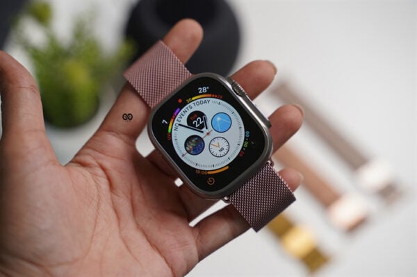 Milanese Magnetic Metal Loop For Apple Watch 49 MM Series Ultra/Ultra 2 - Image 37