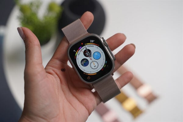 Milanese Magnetic Metal Loop For Apple Watch 49 MM Series Ultra/Ultra 2 - Image 35