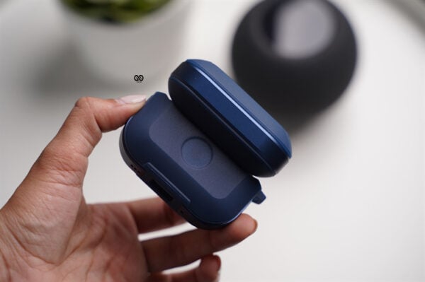 Midnight Blue Rugged Airpod Case For Airpods Pro (2nd Generation) - Image 8