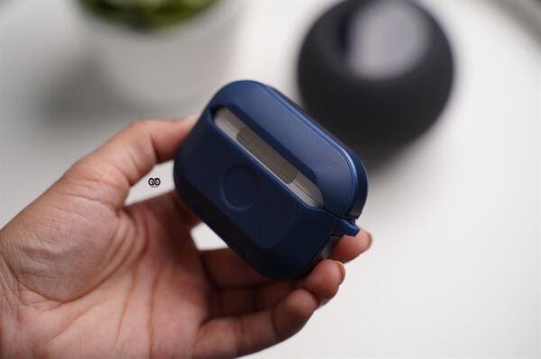 Midnight Blue Rugged Airpod Case For Airpods Pro (2nd Generation) - Image 3