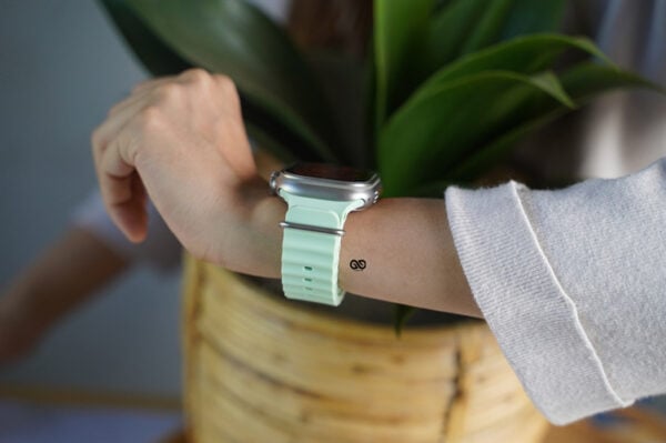Silicone Ocean Band For Apple Watch 49 MM Series Ultra/Ultra 2 - Image 3