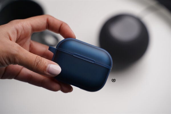 Slim Matte Case For AirPods Pro (2nd Generation) - Image 14