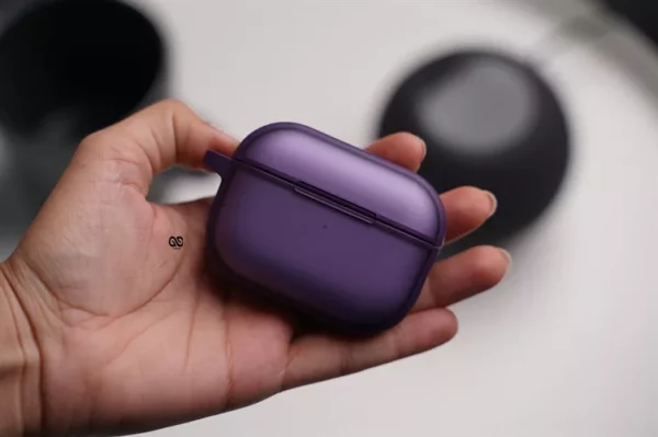 Slim Matte Case For AirPods Pro (2nd Generation) - Image 4
