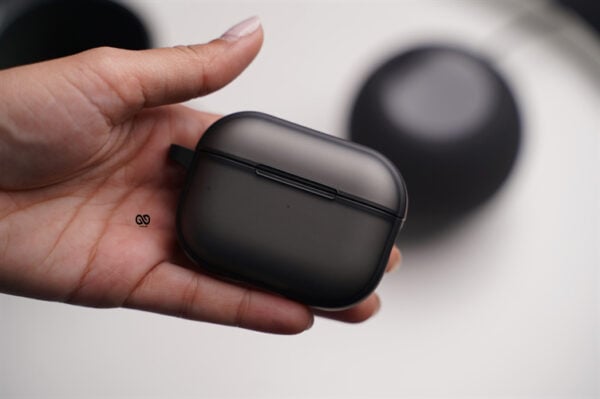 Slim Matte Case For AirPods Pro (2nd Generation) - Image 27