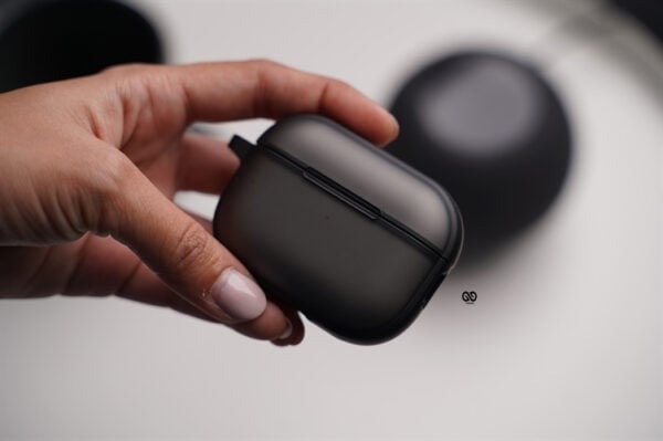 Slim Matte Case For AirPods Pro (2nd Generation) - Image 37