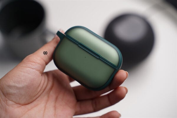 Slim Matte Case For AirPods Pro (2nd Generation) - Image 40