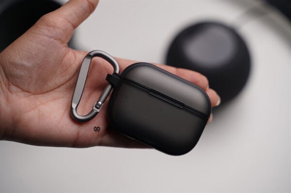 Slim Matte Case For AirPods Pro (2nd Generation) - Image 7