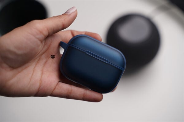Slim Matte Case For AirPods Pro (2nd Generation) - Image 12