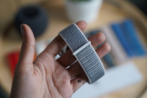 Seashell White Sports loop band strap For Apple Watch 42MM 41MM 40MM Series 4 5 6 7 8 9 10 SE SE 2 Gen
