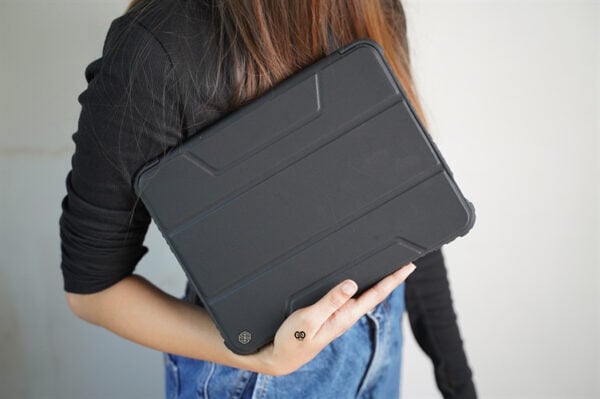 iPad 10th Gen/A16 Bumper leather Case with transparent back and camera shutter for (11 Inch 2025/10.9 Inch 2022)